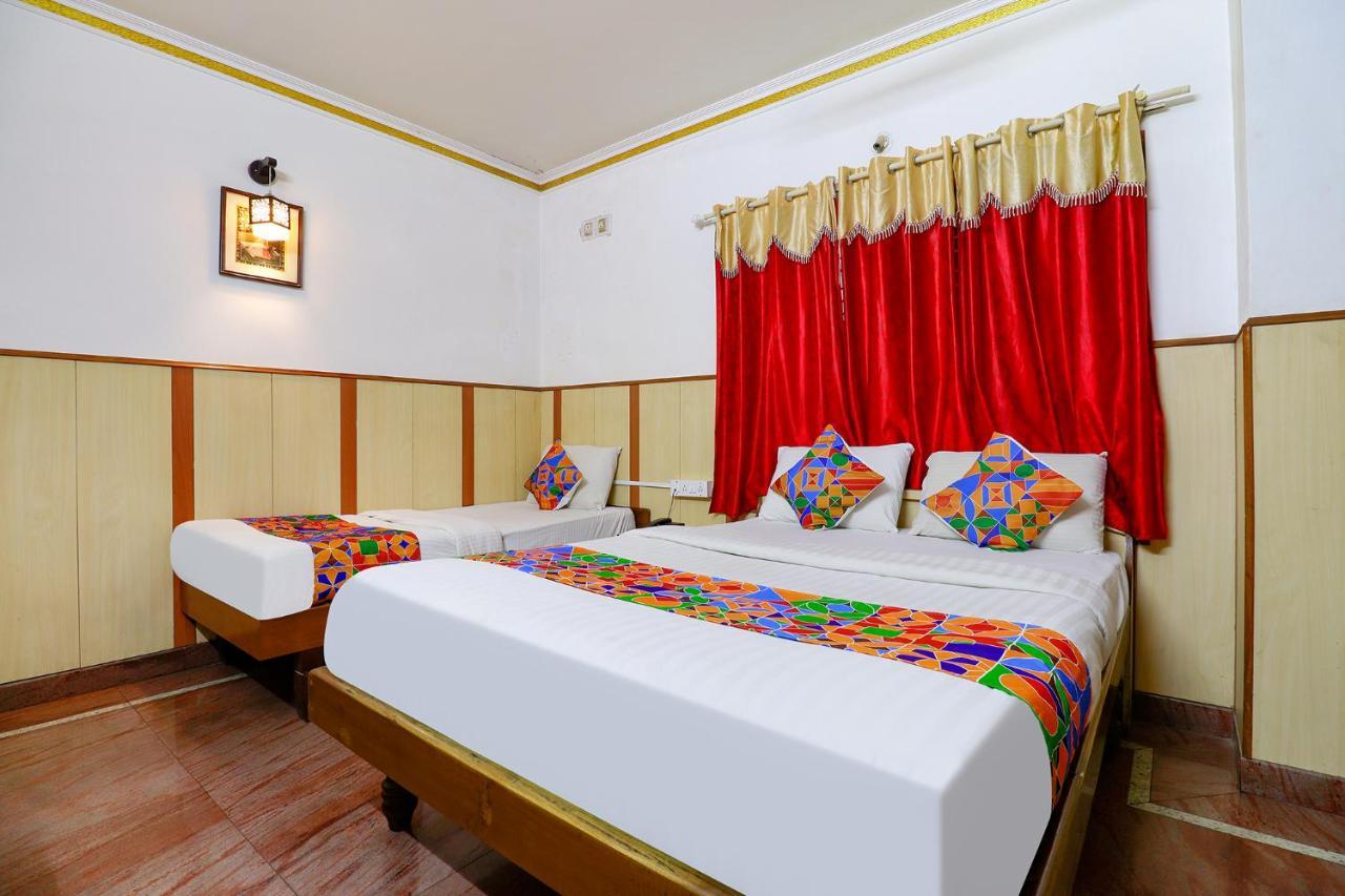Fabhotel Shivaals Residency - Rajajinagar Bangalore Exterior photo
